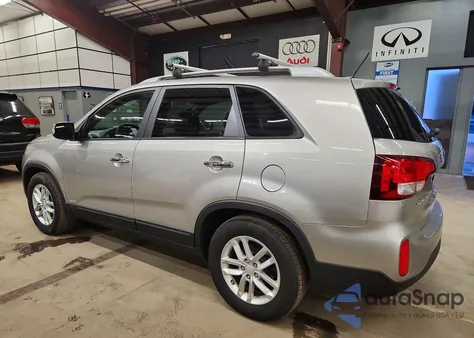2015 Kia Sorento Lx из США, поврежденный, VIN 5XYKTCA6XFG651532